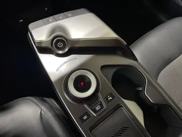 2023 Kia EV6 - image 29