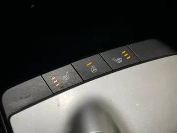 2023 Kia EV6 - image 24