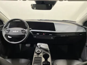 2023 Kia EV6 - image 4