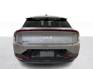 2023 Kia EV6 - image 12