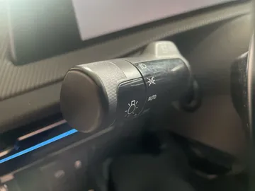 2022 Kia EV6 - image 20