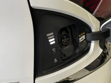 2022 Kia EV6 - image 20