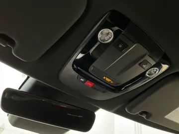 2022 Kia EV6 - image 13