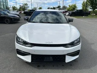 2022 Kia EV6 - image 2