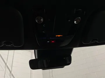 2022 Kia EV6 - image 14