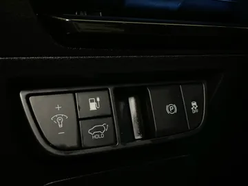 2022 Kia EV6 - image 35