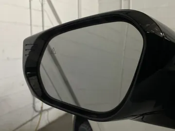 2022 Kia EV6 - image 18