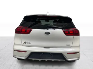 2019 Kia Niro - image 12