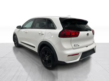 2019 Kia Niro - image 11