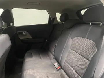 2019 Kia Niro - image 15