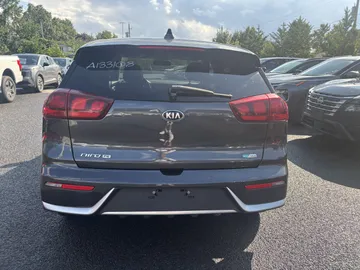 2019 Kia Niro - image 6