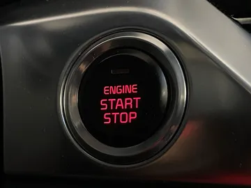 2020 Kia Niro Plug-In Hybrid - image 24