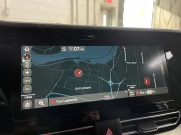 2020 Kia Niro Plug-In Hybrid - image 21