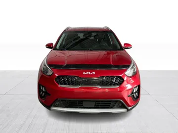 2022 Kia Niro Plug-In Hybrid - image 9