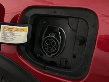 2022 Kia Niro Plug-In Hybrid - image 22