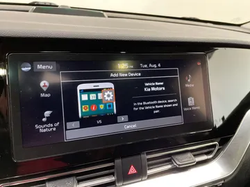 2020 Kia Niro EV - image 26