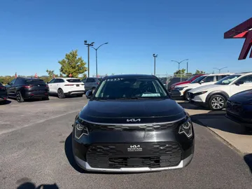 2023 Kia Niro EV - image 2