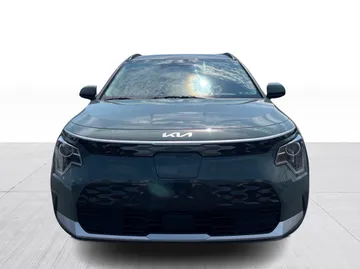 2023 Kia Niro EV - image 8