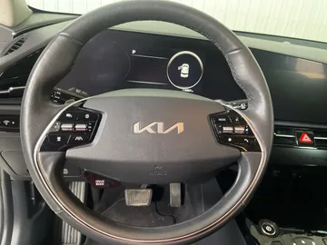 2024 Kia Niro EV - image 16