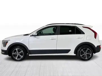 2024 Kia Niro - image 10