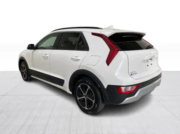 2024 Kia Niro - image 11