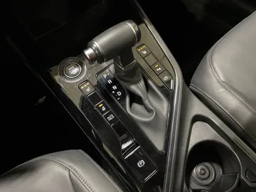 2024 Kia Niro - image 26