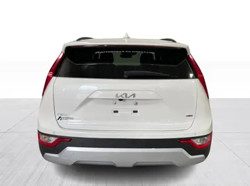 2024 Kia Niro - image 12