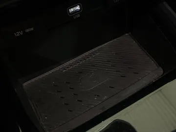 2024 Kia Niro - image 25