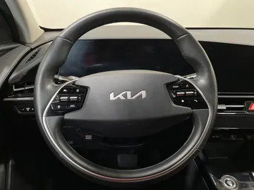 2024 Kia Niro - image 23
