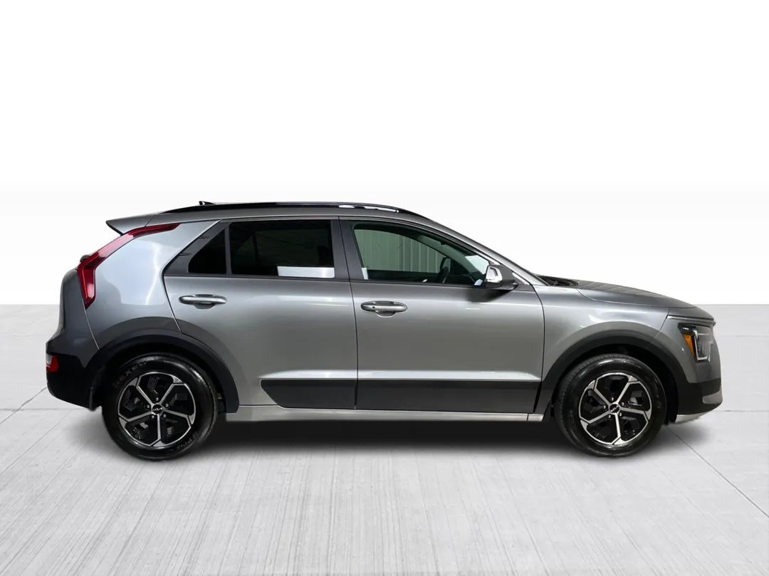 2023 Kia Niro for sale - photo 2
