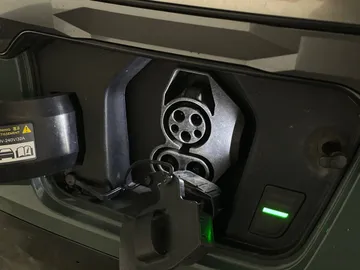 2023 Kia Niro EV - image 22
