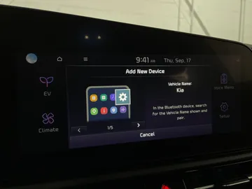 2023 Kia Niro EV - image 30
