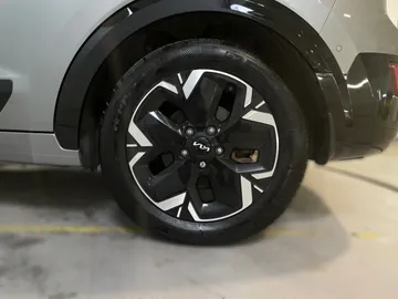 2024 Kia Niro EV - image 7