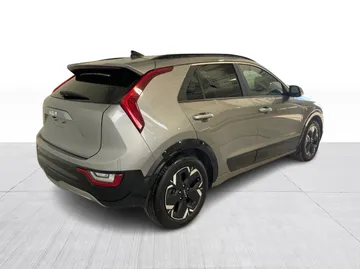 2024 Kia Niro EV - image 15