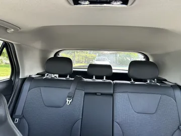 2023 Kia Niro - image 8