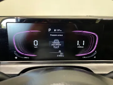 2024 Kia Seltos - image 17