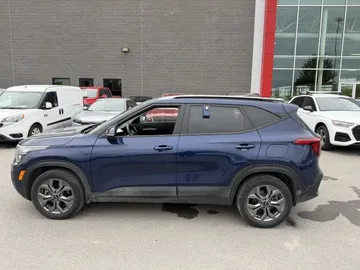 2025 Kia Seltos - image 6