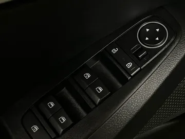 2021 Kia Seltos - image 26