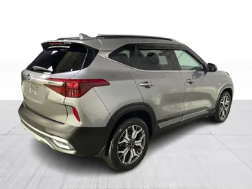 2021 Kia Seltos - image 15