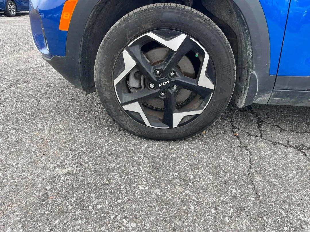 2024 Kia Seltos — photo 8