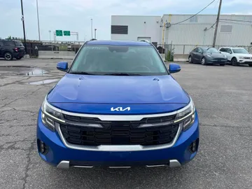 2024 Kia Seltos - image 2