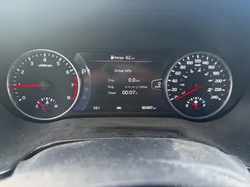 2022 Kia Seltos - image 6