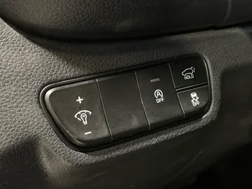 2024 Kia Seltos - image 30