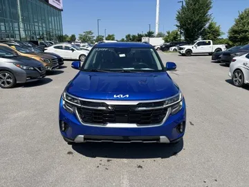2024 Kia Seltos - image 2