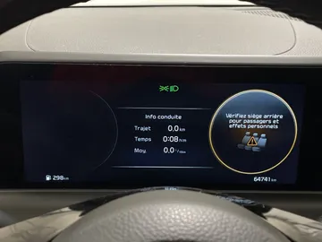 2024 Kia Seltos - image 32