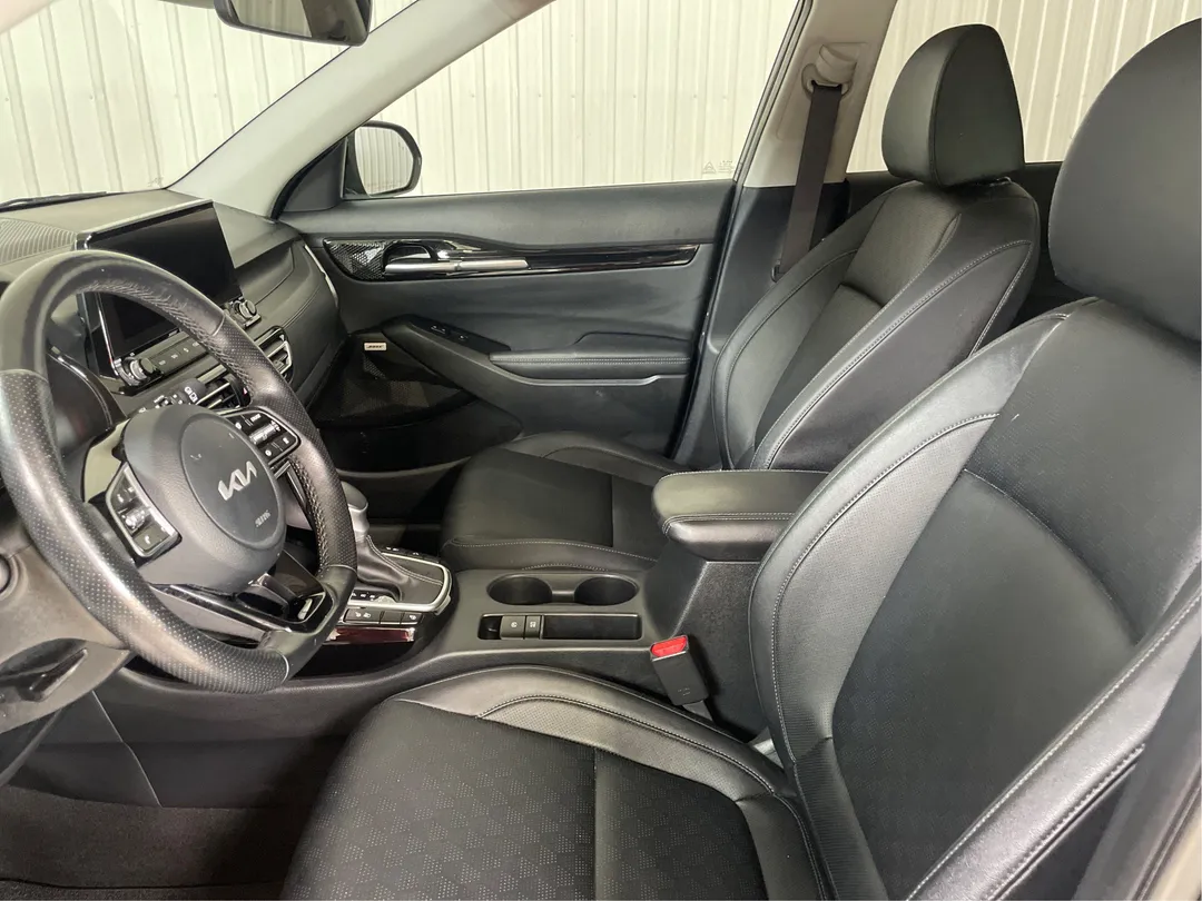 2022 Kia Seltos — photo 3