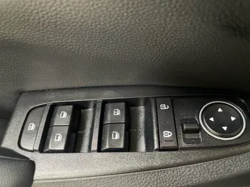 2022 Kia Seltos - image 27