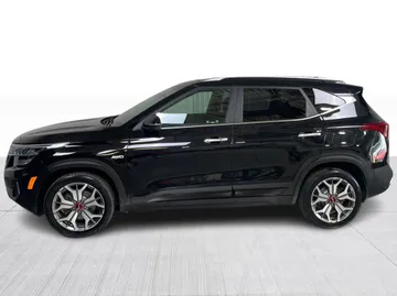2022 Kia Seltos - image 10