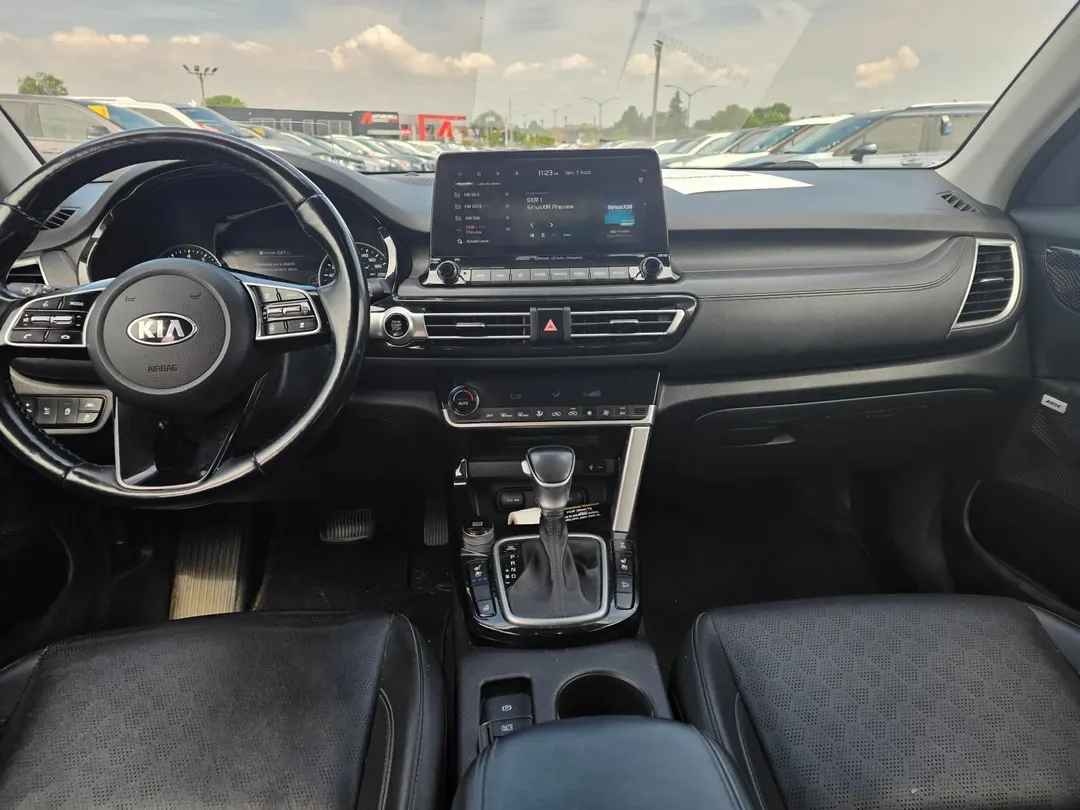 2021 Kia Seltos — photo 8
