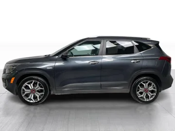 2023 Kia Seltos - image 11